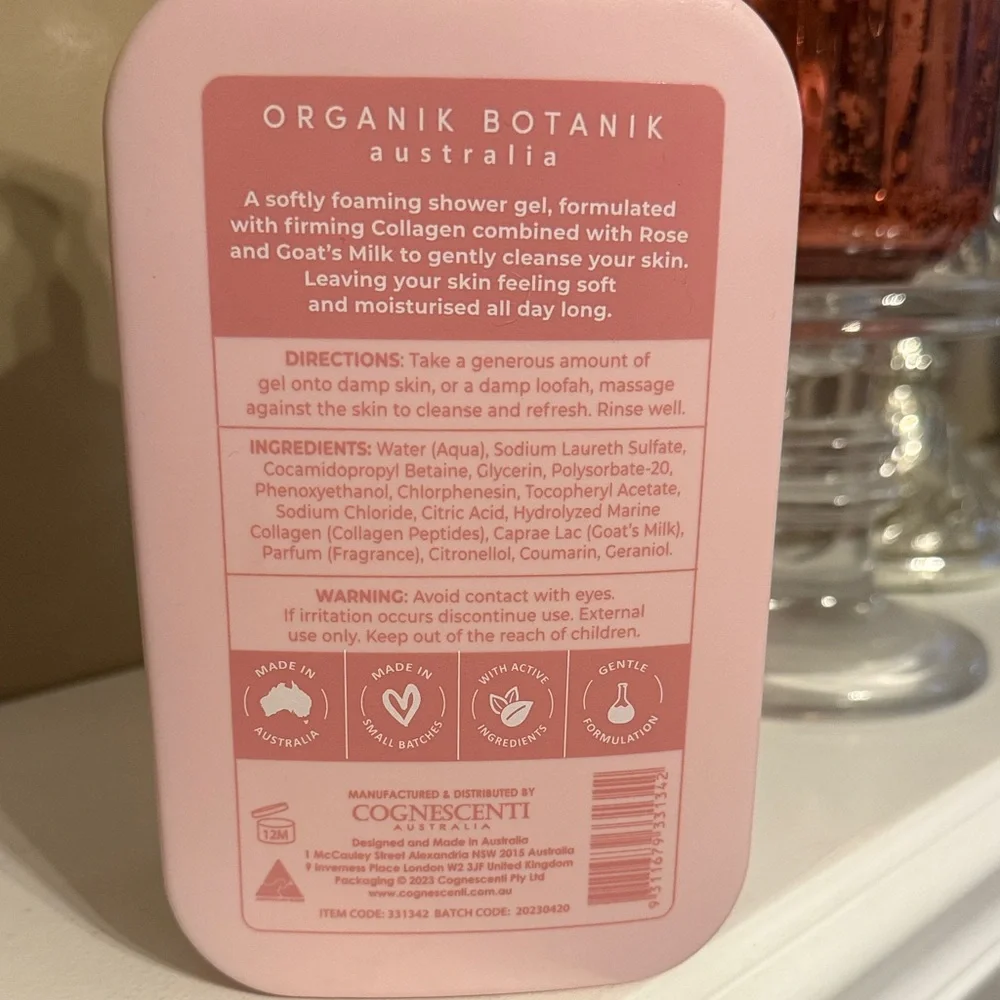 Organik Botanik Australia Rose & Goat's Milk Shower Gel 33.8 fl oz - Picture 3 of 6